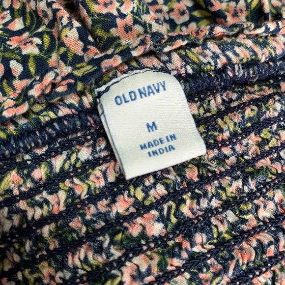 Old Navy Floral Shirred Long Sleeved Blouse - Picture 5 of 5